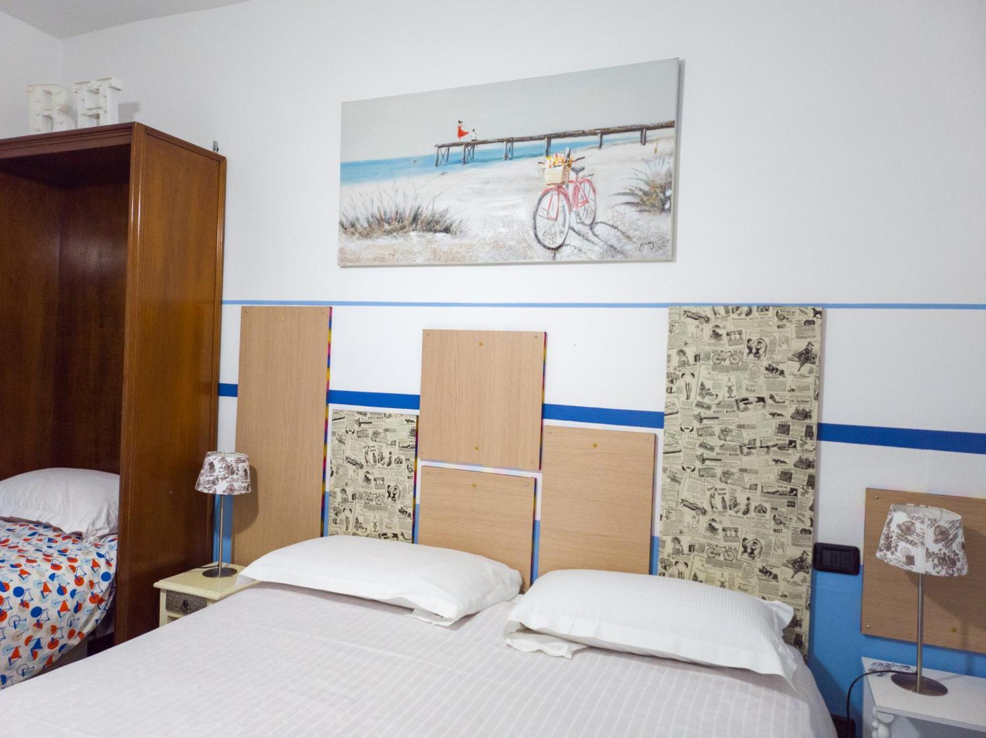 Bike House 4 "Beach" Apartment Сериате Стая снимка